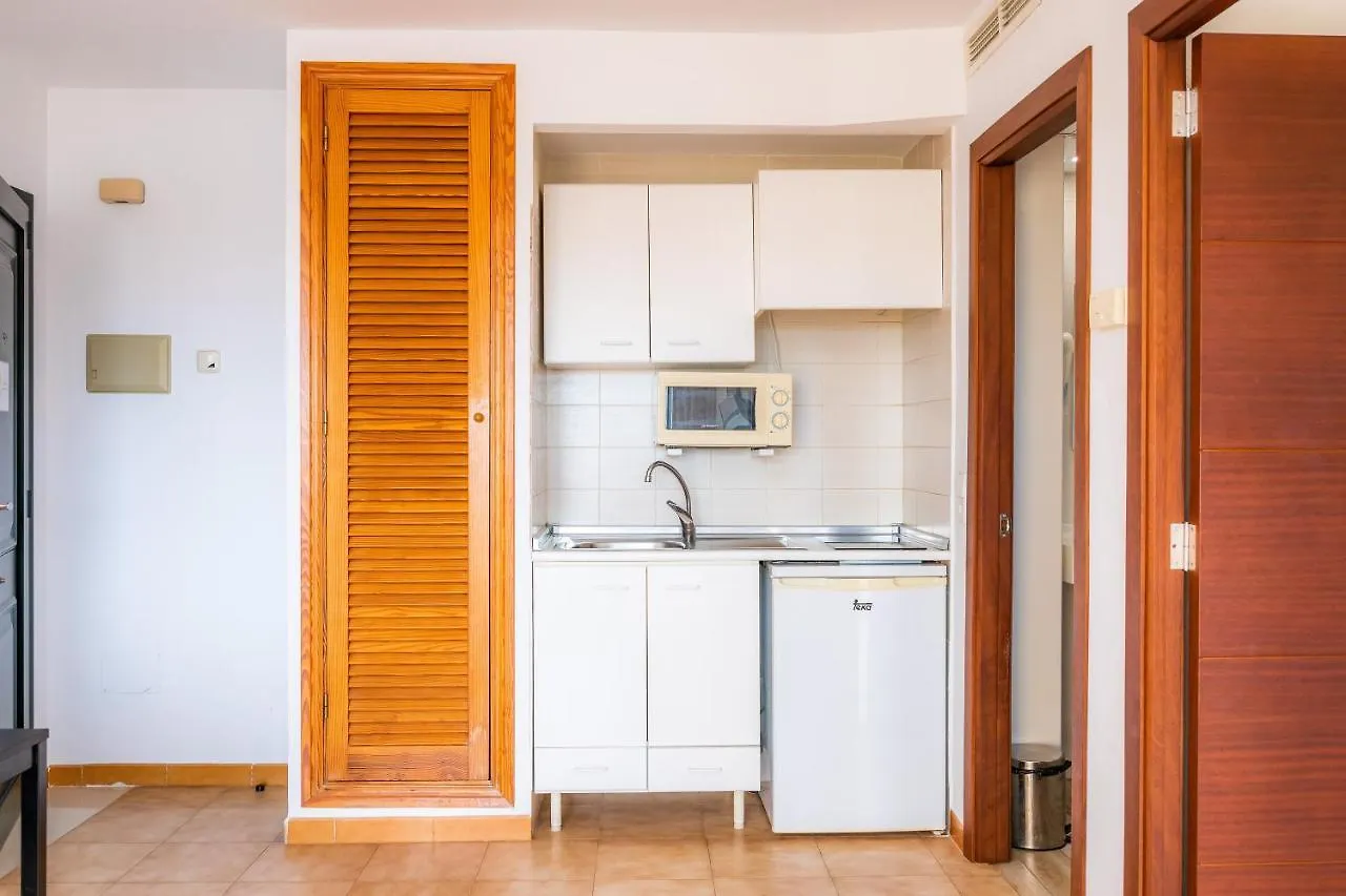 Holiday home Apto Con Terraza 104 Cala Millor  Spain