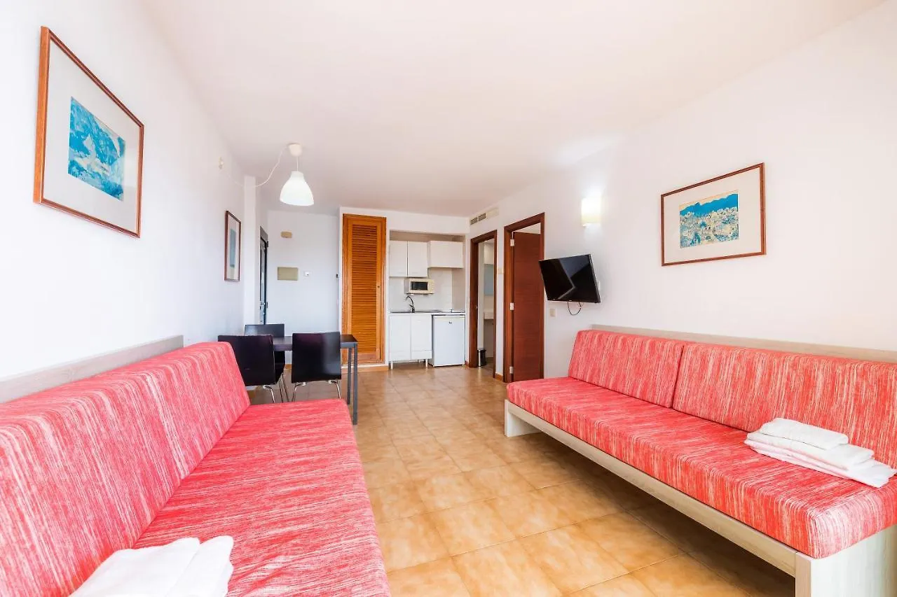 Holiday home Apto Con Terraza 104 Cala Millor